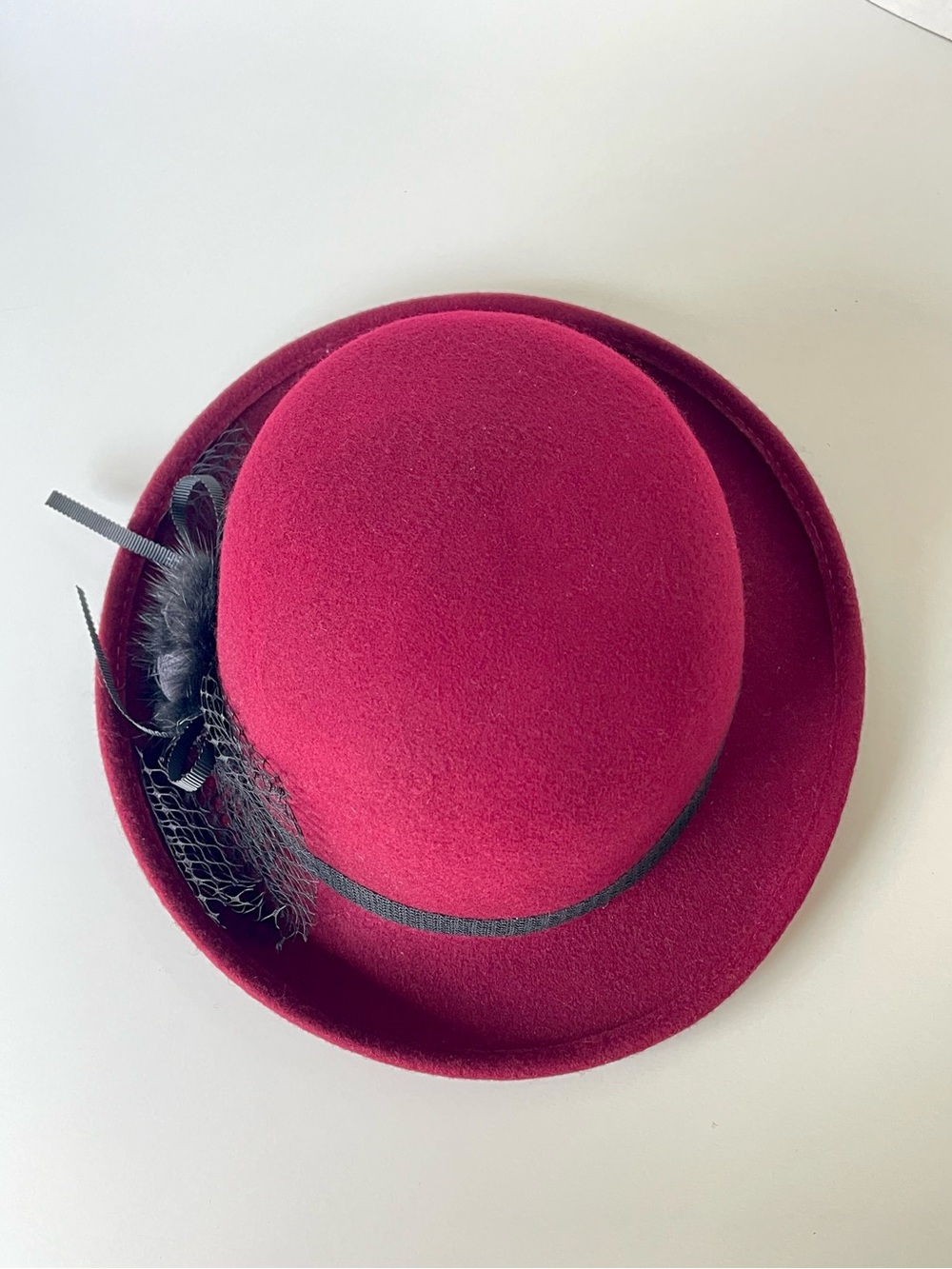 Vintage Burgundy Wool Felt Cloche Bowler Hat Faux Fur Flower & Ribbon Trim